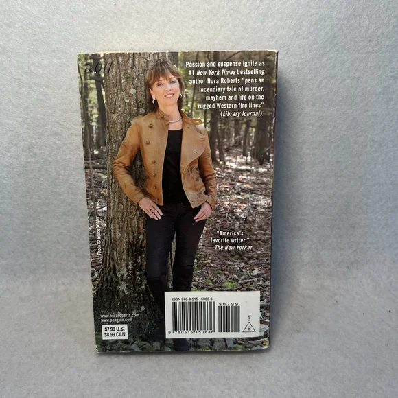 Nora Roberts romantic suspense - Picture 8 of 10